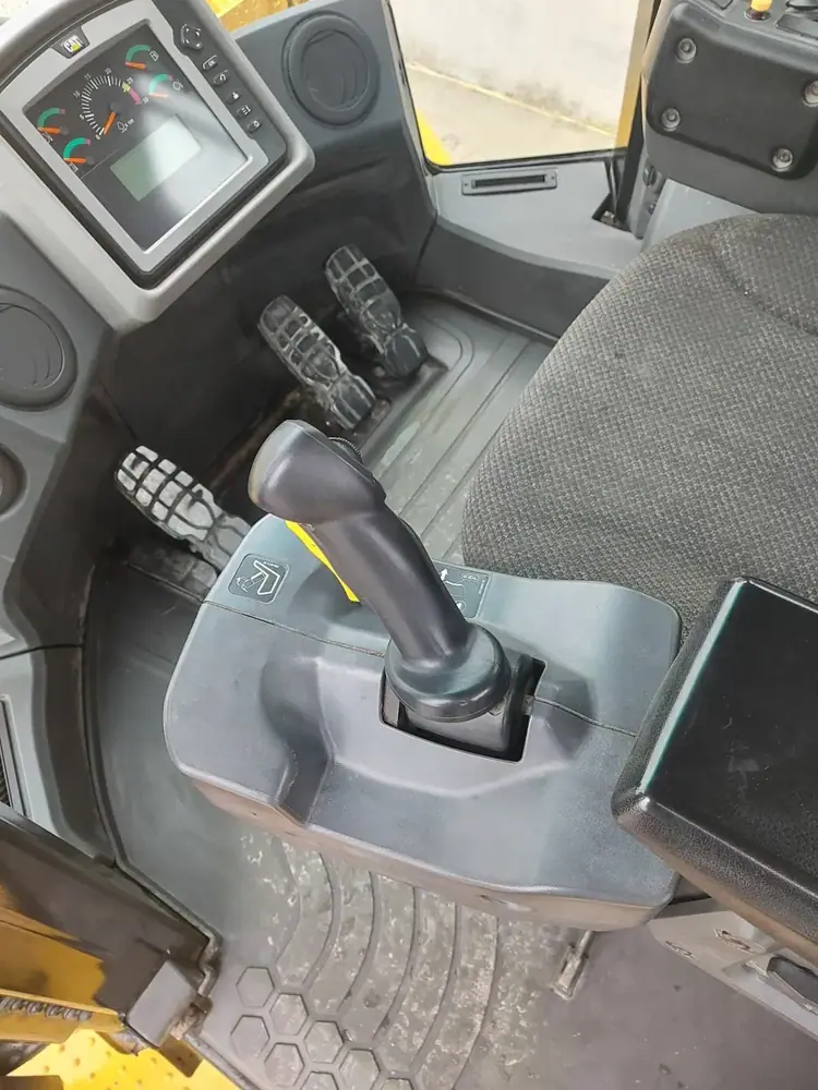 2016 Caterpillar 966M Wheel Loader photo 6