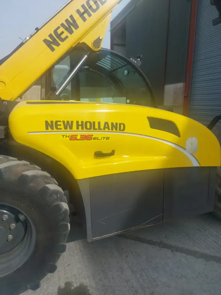 New Holland LM7.42 and TH6.36 Telehandlers photo 2