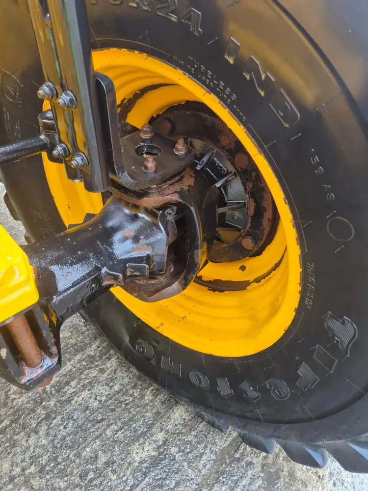 2016 JCB 531-70 Agri Super Telehandler photo 10