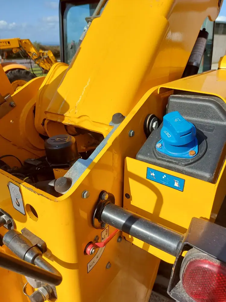 2018 JCB 527-58 Agri Telehandler photo 7